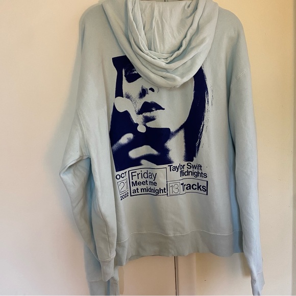Official Taylor Swift Blue Midnights Sweatshirt Hoodie Never Worn Size L - Picture 2 of 5